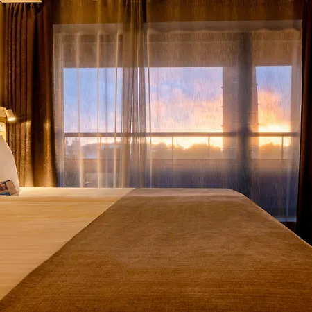 Metropol 4*