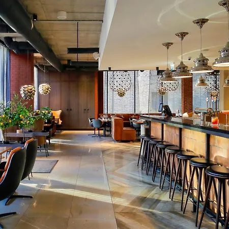 Metropol Hotel 4*