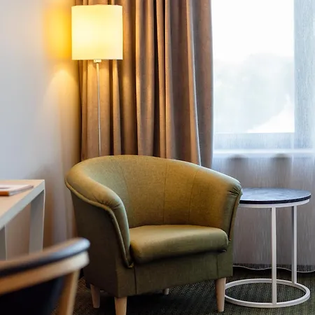 Metropol 4*